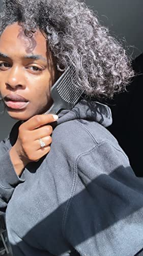 Chicago Comb Model 11 Carbon Fiber Large Hair Pick - Anti-Static, 7.5 Inches (19 cm), Made in USA Avelisse