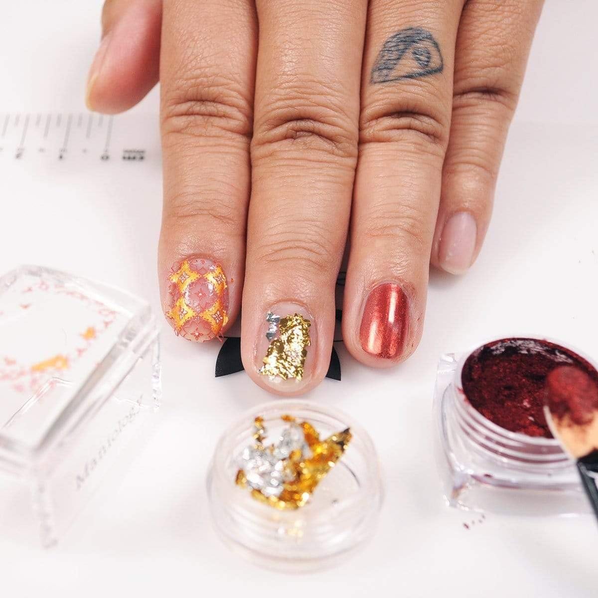 Maniology Sticky Base Coat for Reverse Stamping Nail Art – Adhering Base Coat for Powders, Glitters & Foils (0.4 fl oz) - görsel 4