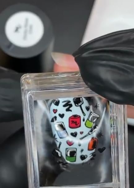 Maniology Sticky Base Coat for Reverse Stamping Nail Art – Adhering Base Coat for Powders, Glitters & Foils (0.4 fl oz) - görsel 8