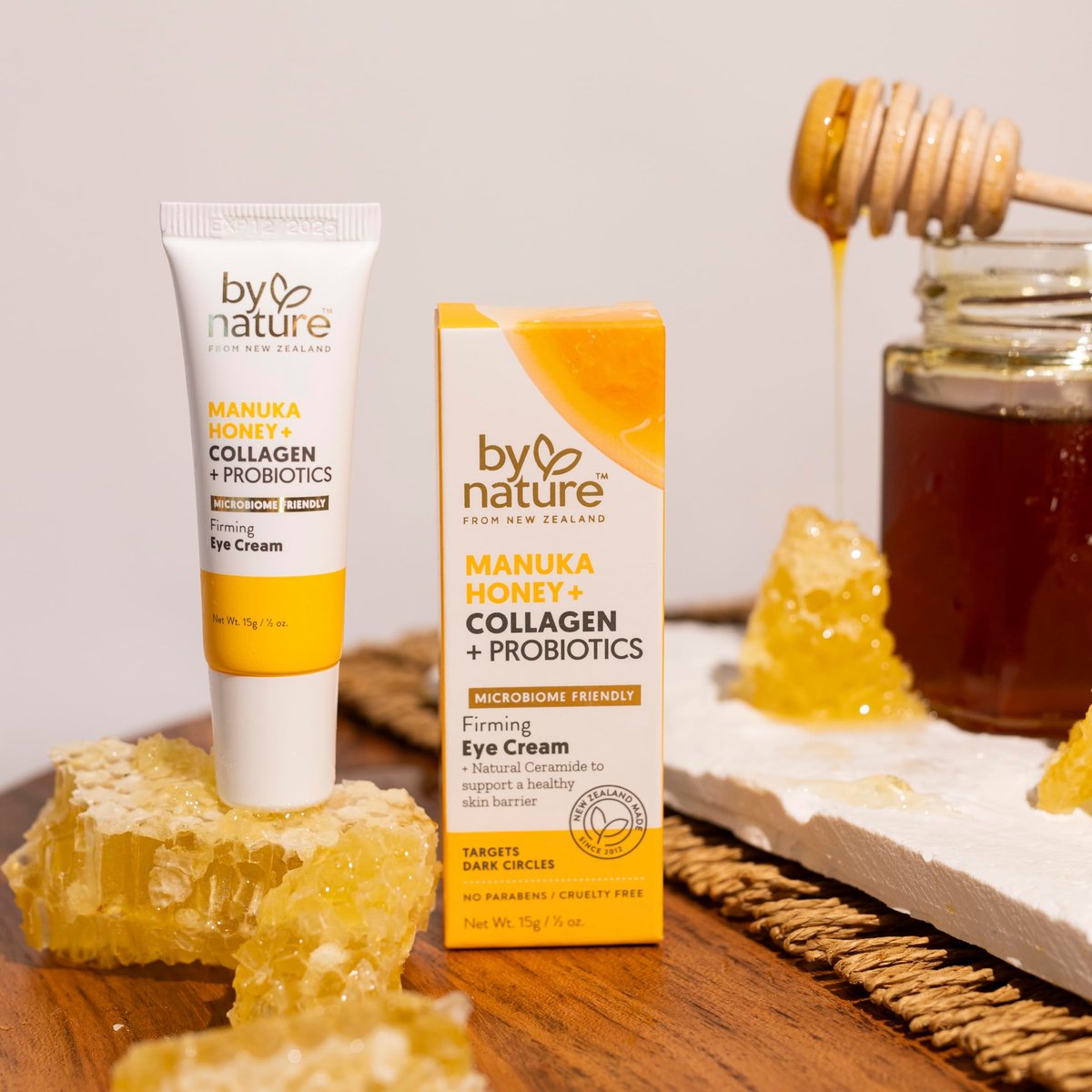 By Nature Eye Cream - Manuka Honey, Collagen, and Probiotics - Hydrating Under Eye Cream for Dark Circles - Skincare from New Zealand - .5oz - görsel 4