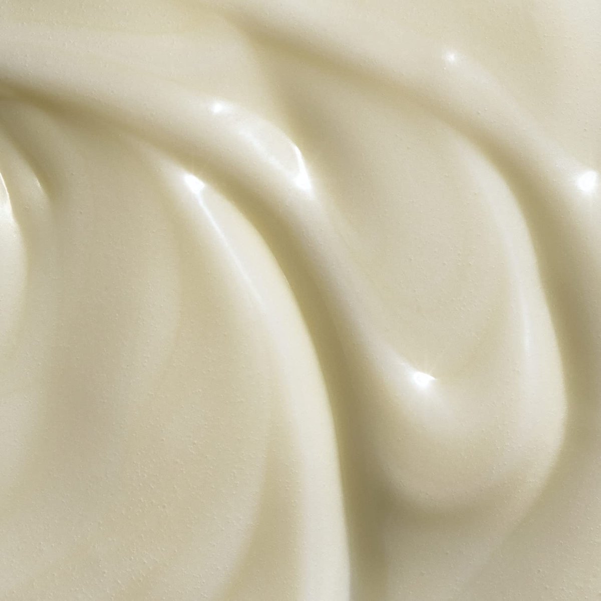 Versed Weekend Glow Daily Brightening Moisturizer - Vitamin C Face Moisturizer with Cloudberry Seed Oil for Discoloration & Uneven Texture - Lightweight, Vegan, 2 oz - görsel 7