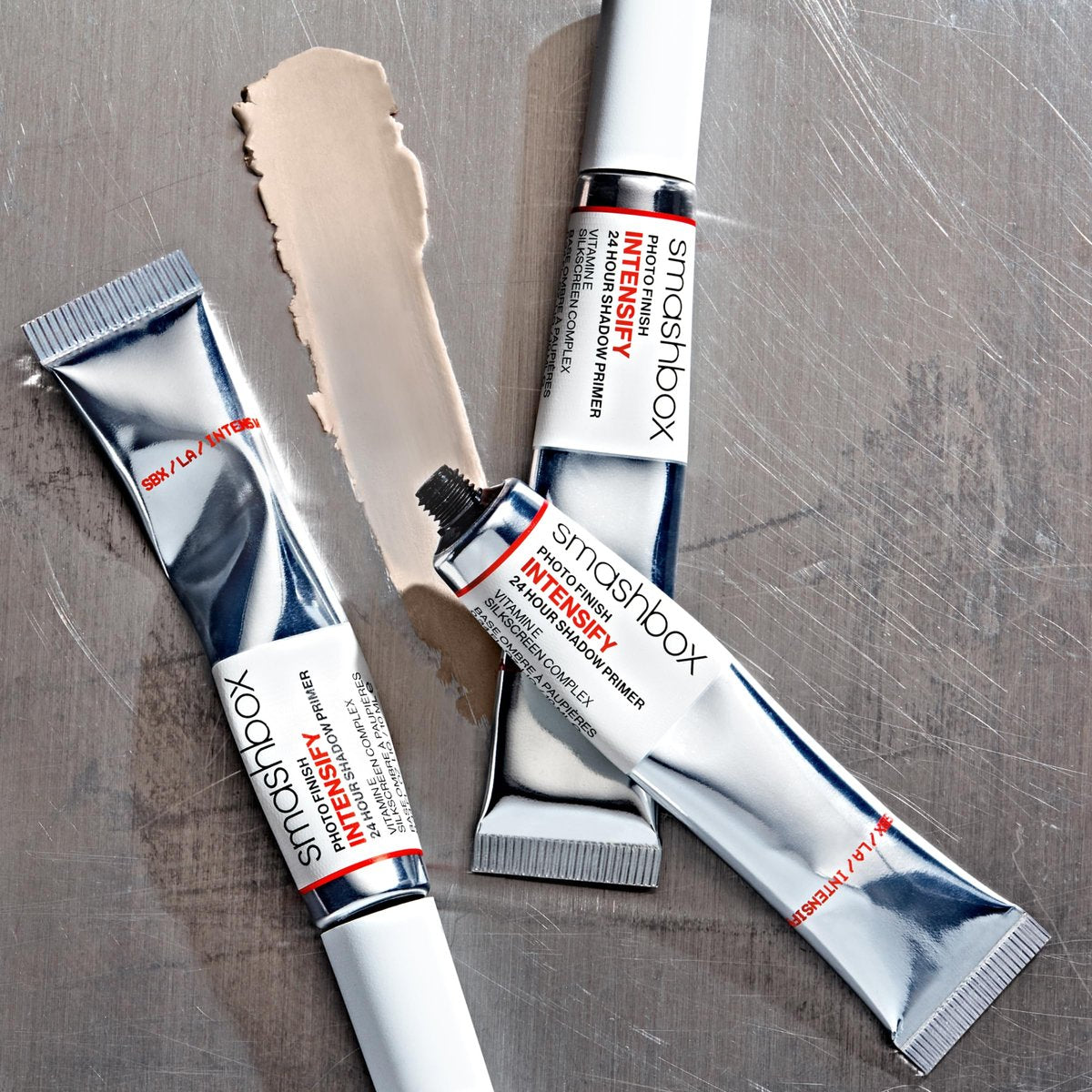 Smashbox Photo Finish Intensify 24 Hour EyeShadow Primer - Nourishing, Long-Lasting Eyeshadow Base with Vitamin E, 0.34 Fl Oz Avelisse