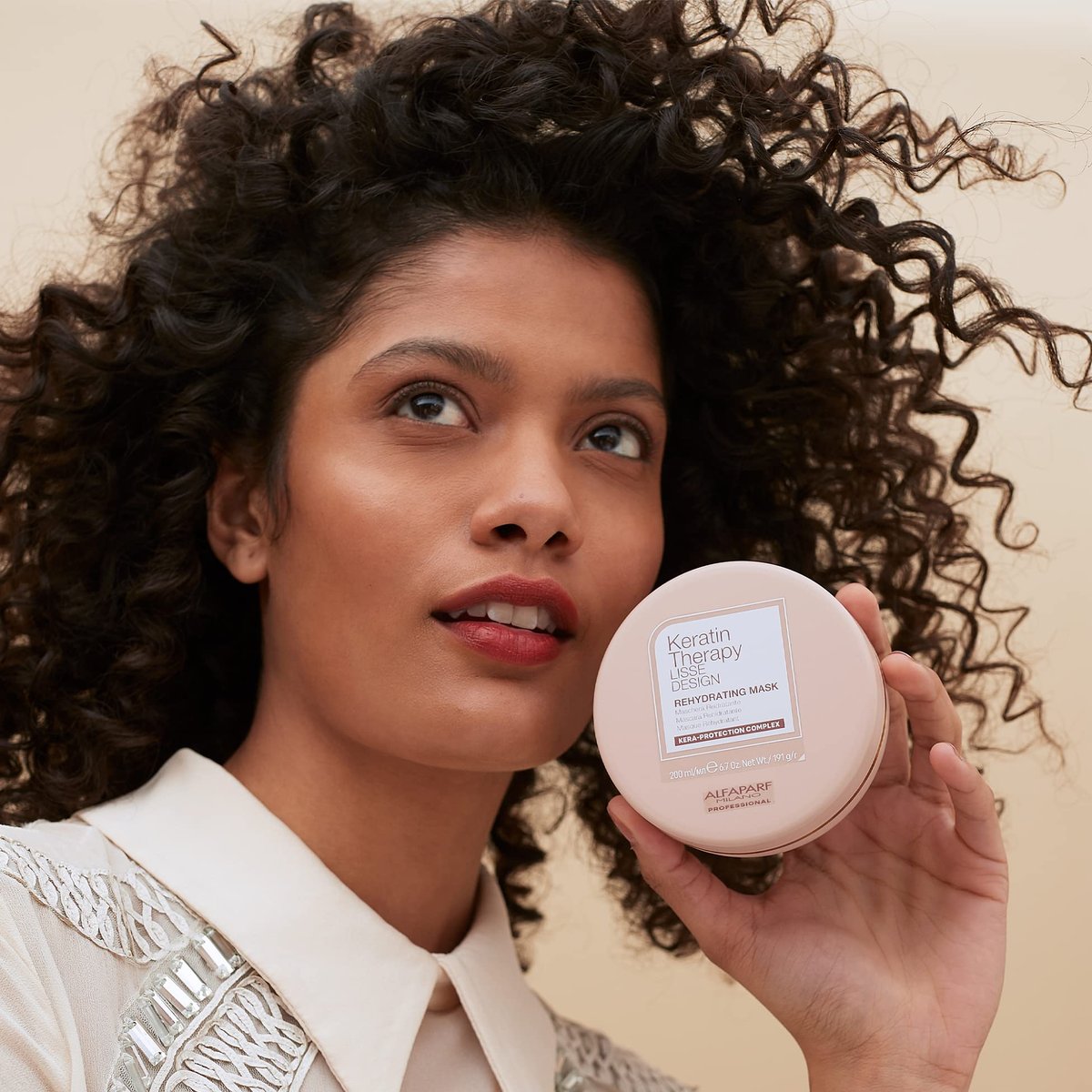 Alfaparf Milano Lisse Design Keratin Therapy Rehydrating Hair Mask - Post Keratin Treatment Deep Conditioner for Frizz Control & Moisture - 6.7 oz Avelisse