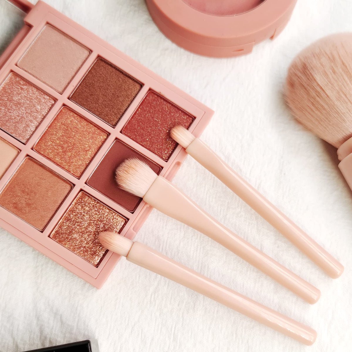 Blavvennt 4-in-1 Travel Makeup Brush Set: Retractable Mini Foundation, Blending & Eye Shadow Brushes for Women - görsel 9