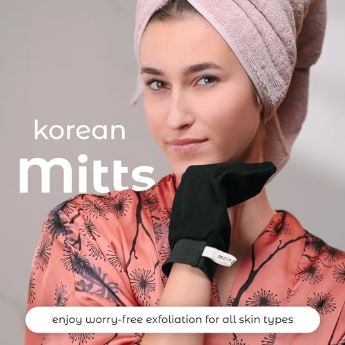 MainBasics Exfoliating Gloves for Shower - Korean Body Scrub Mitts for Dead Skin, Deep Cleansing, Spray Tan Prep & KP Treatment (2 Pack) - görsel 4