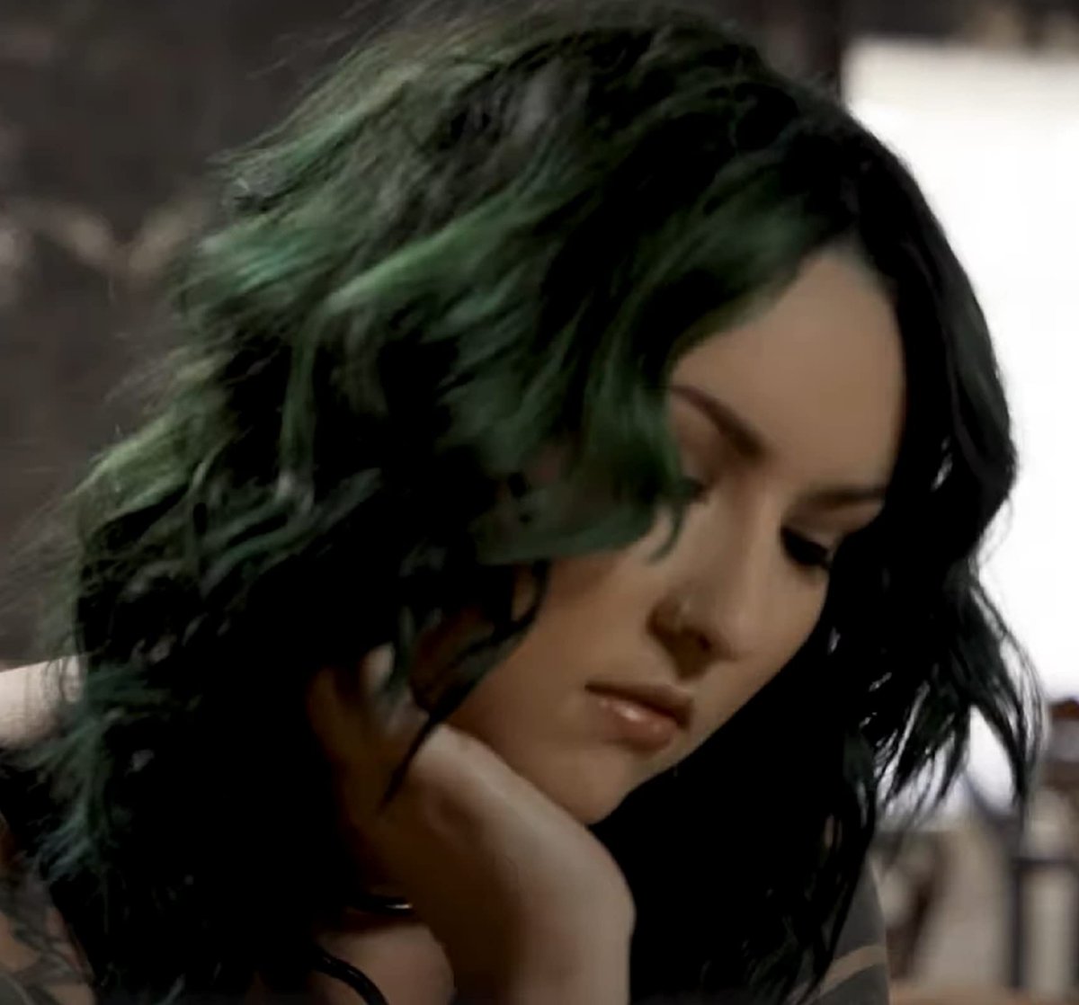 Pulp Riot Slither Semi-Permanent Hair Color - 4 oz Vibrant Green Avelisse