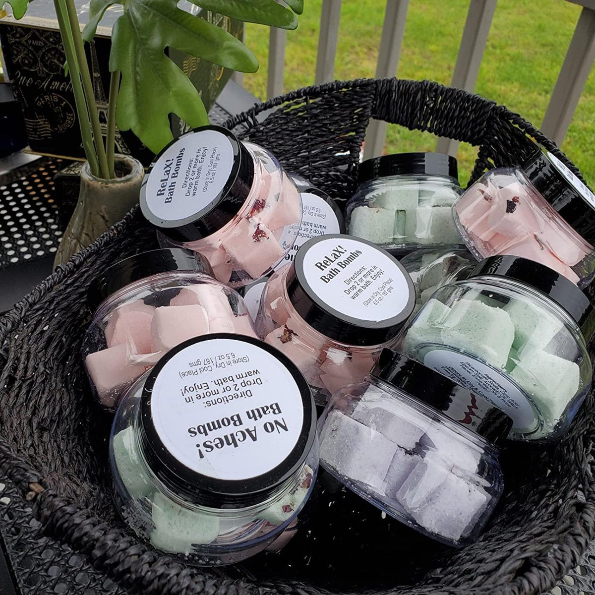 16 Pack 8 oz Plastic Jars with Lids - Clear Refillable Body Scrub Containers for Makeup, Body Butter, Creams, Slime, Travel Avelisse