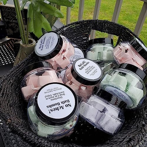 16 Pack 8 oz Plastic Jars with Lids - Clear Refillable Body Scrub Containers for Makeup, Body Butter, Creams, Slime, Travel Avelisse