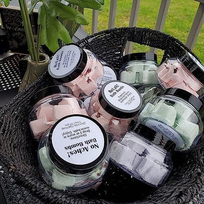16 Pack 8 oz Plastic Jars with Lids - Clear Refillable Body Scrub Containers for Makeup, Body Butter, Creams, Slime, Travel Avelisse