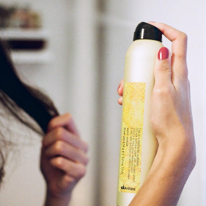Davines This Is A Perfecting Hairspray, Medium Hold Invisible Finish - Ultra-Fine Mist for Natural Movement, 9.1 Fl Oz Avelisse
