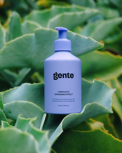 Gente Lymphatic Drainage Effect Body Lotion – Firming & Sculpting Cream for Water Retention, Bloating & Cellulite Appearance – Hydrating Brazilian Formula with Caffeine, Guarana & Açaí – 6.7 oz Avelisse