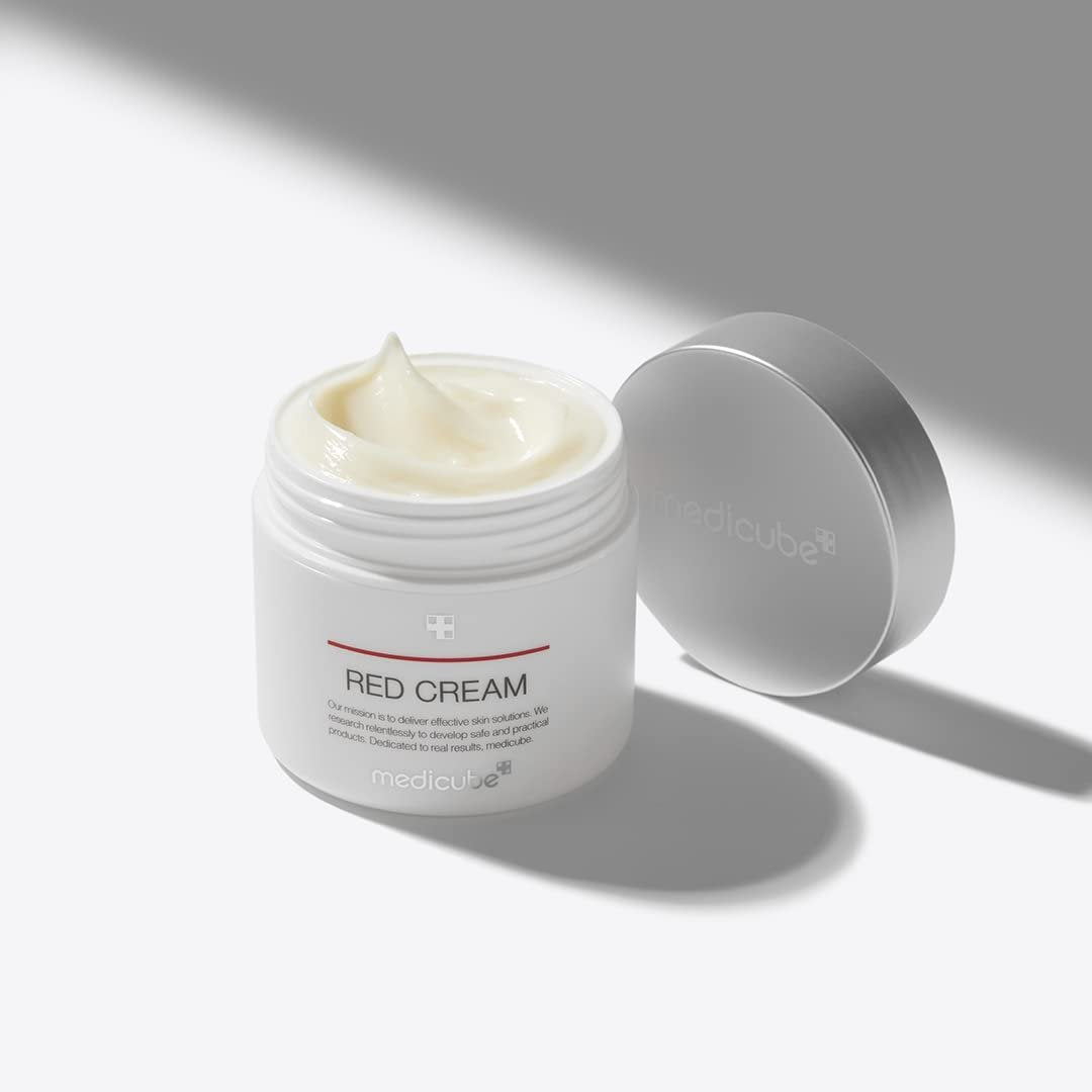 Medicube Red Cream 2.0 – Low-Irritating – Niacinamide: Brightens skin tone, reduces redness, and strengthens the – Image 3