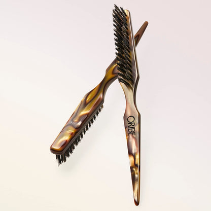 Oribe Teasing Brush – Volumizing Hair Brush for Effortless Lift and Texture Avelisse