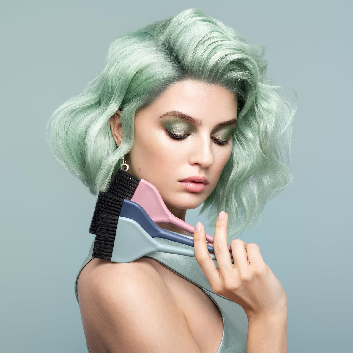 Fromm Color Studio 2-1/4" Soft Wide Color Brush 2-Pack for Hair Stylist with Tapered Tips for All Color Techniques and Hair - görsel 5