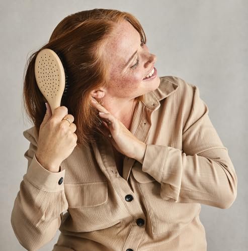 Kent LPF1 Pure Flow Oval Cushion Vented Hair Brush – FSC Certified Beech Wood, Natural Boar & Nylon Bristles for Blow-Drying, Detangling, Volume & Curls (Made in England) - görsel 6