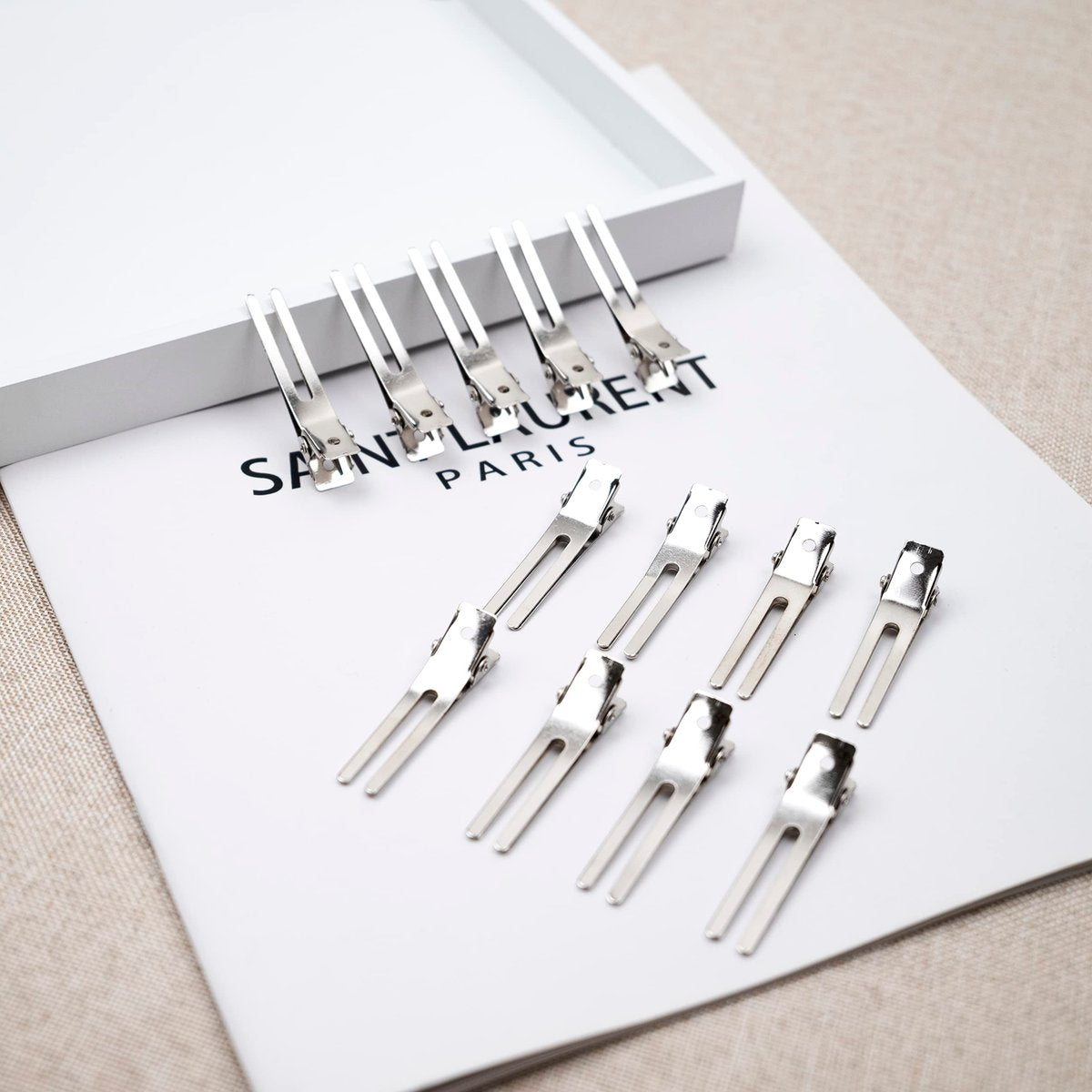 60-Pack Double Prong Pin Curl Clips - Gingbiss 1.8" Duck Billed Alligator Hair Clips for Styling Sectioning with Storage Box - Silver Metal Salon Barber DIY - görsel 11