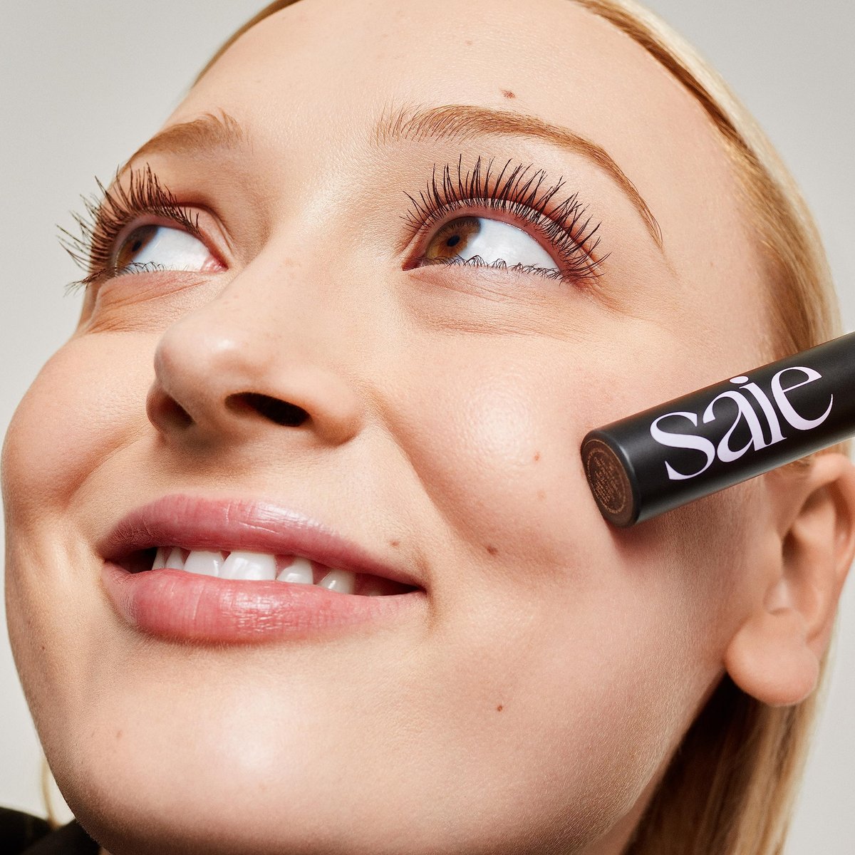 Saie Mascara 101 - Lash Lengthening Mascara for Thick, Bold, Lifted Lashes - Buildable Eye Makeup Formulated to Strengthen and Condition with Rich Nutrients - Brown (0.31 oz) Avelisse
