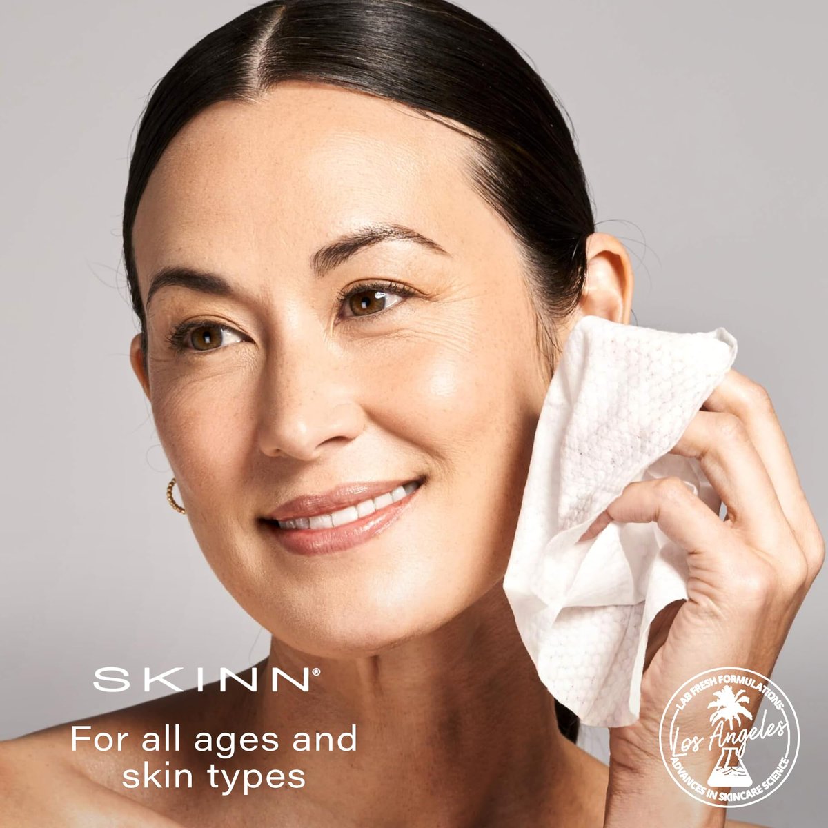 SKINN Hydrating Facial Cleansing Makeup Remover Wipes - 30 Count | Gentle Exfoliating Face Towelettes for Waterproof Mascara & Dirt Avelisse