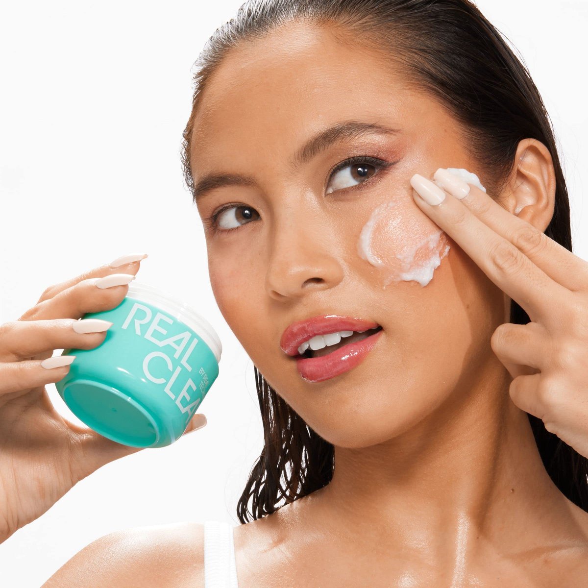 Real Techniques Real Clean Face Erase Makeup Removing Balm – Hydrating Cleansing Balm with Hyaluronic Acid & Vitamin A, 2 fl. oz Avelisse