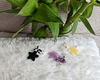 SINNKY 4PCS Acrylic Resin Stars Hair Clips - Geometric Non-Slip Large Barrettes for Women