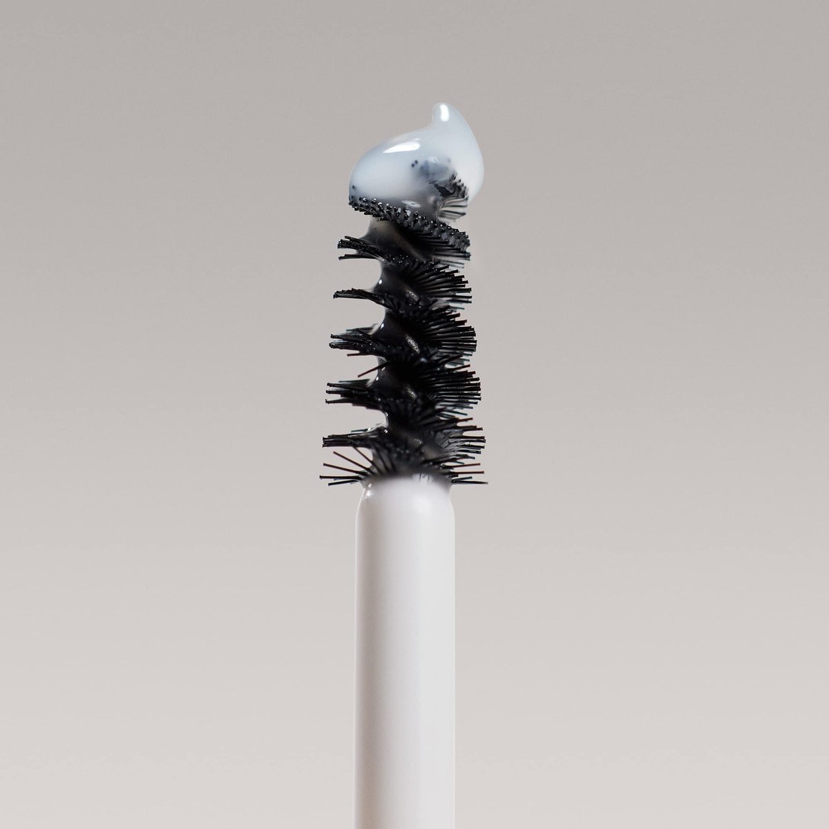 ILIA In Frame Brow Gel - Universal Clear | Lightweight, Long-Lasting, Flake-Resistant Hold for Full, Lifted Brows | Non-Toxic, Vegan, Cruelty-Free Clean Makeup Avelisse