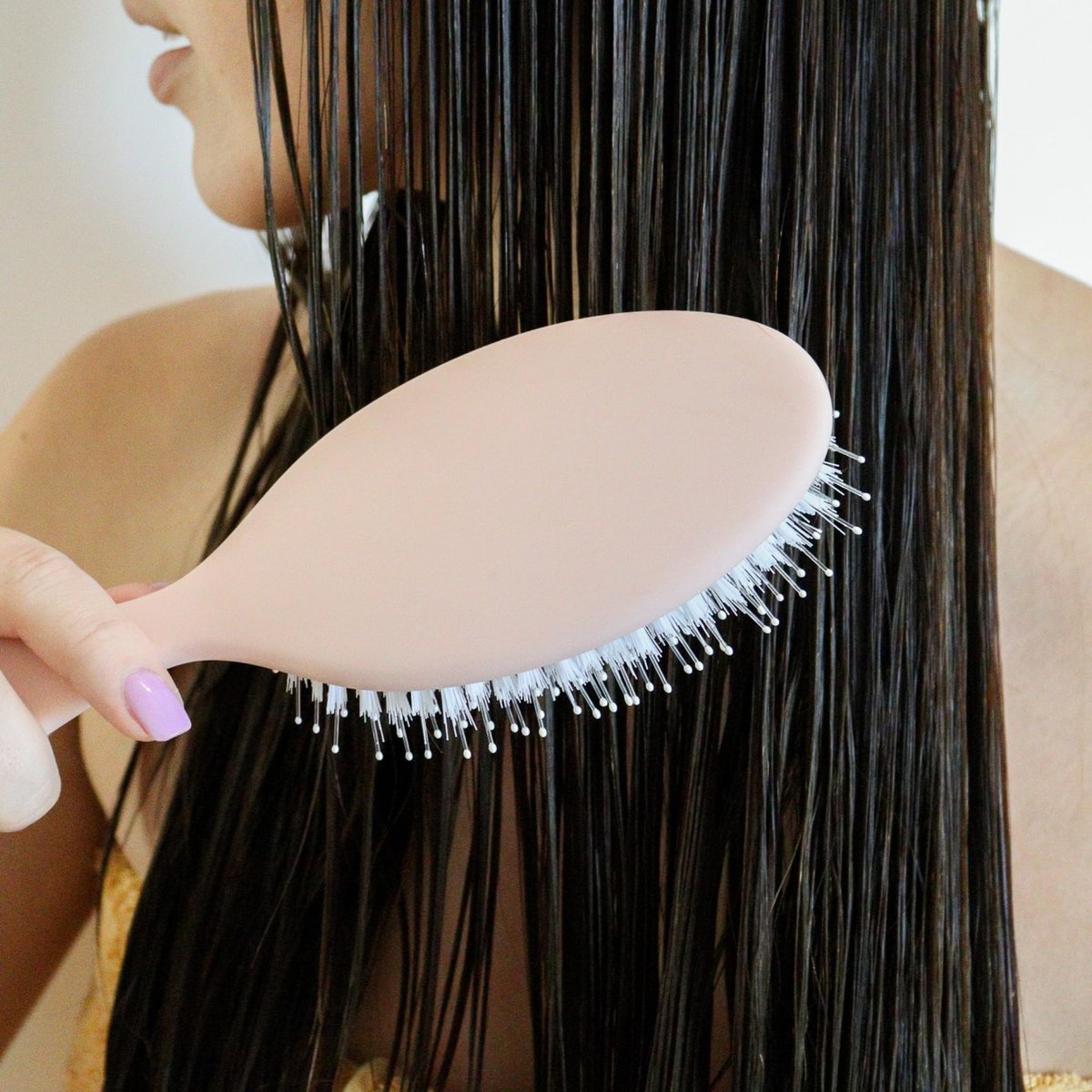 DAE Vegan Detangle + Style Brush - Detangles, Prevents Breakage, & Massages Scalp Avelisse