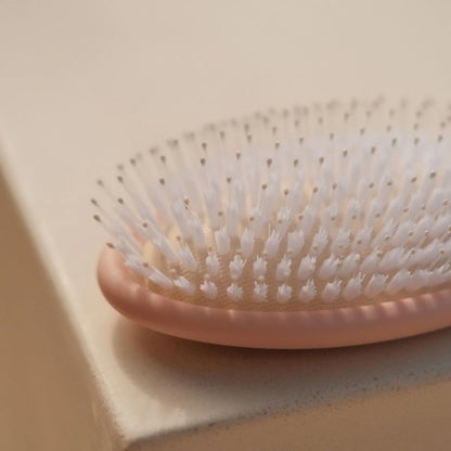 DAE Vegan Detangle + Style Brush - Detangles, Prevents Breakage, & Massages Scalp Avelisse