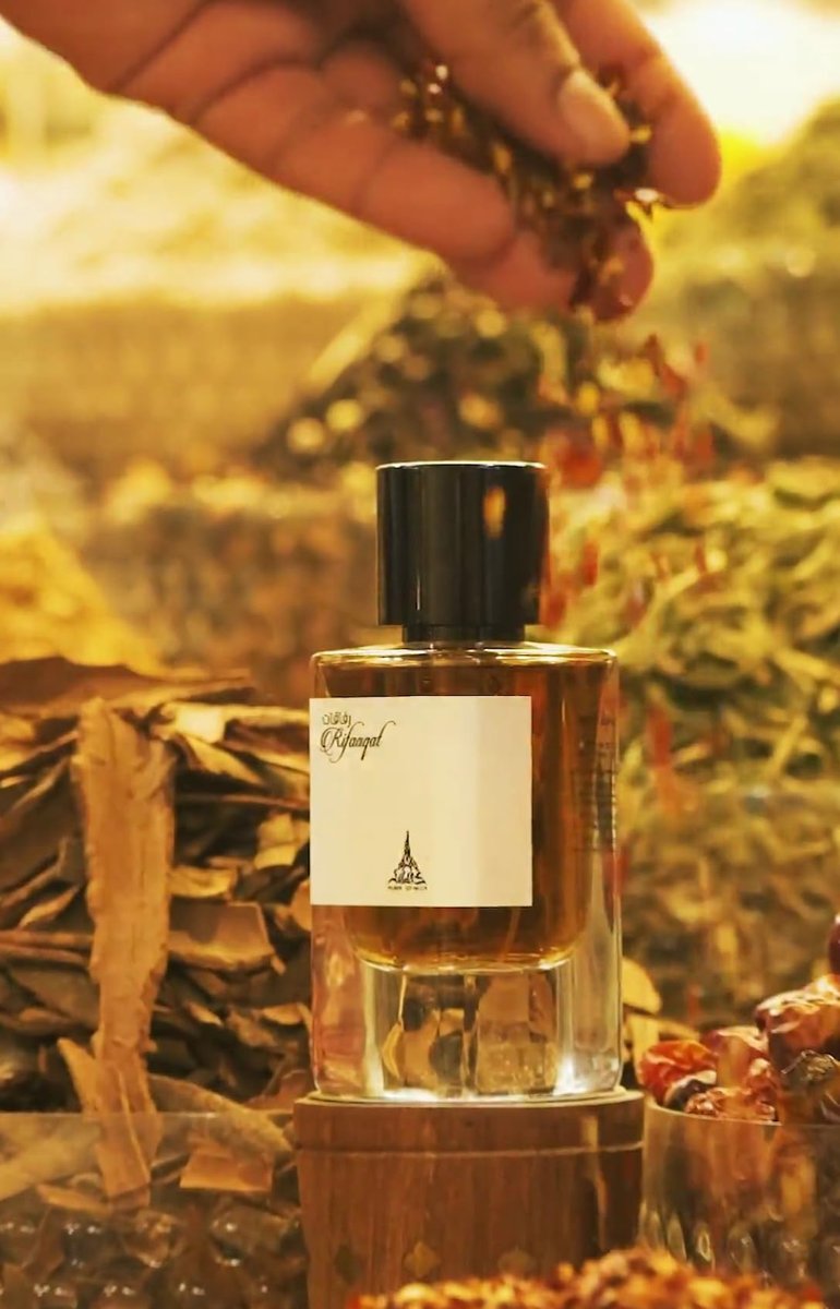 Paris Corner Rifaaqat Unisex Eau de Parfum 2.8 Fl Oz – Captivating Blend of Elemi, Pink Pepper, Vanilla & Smoky Leather Avelisse