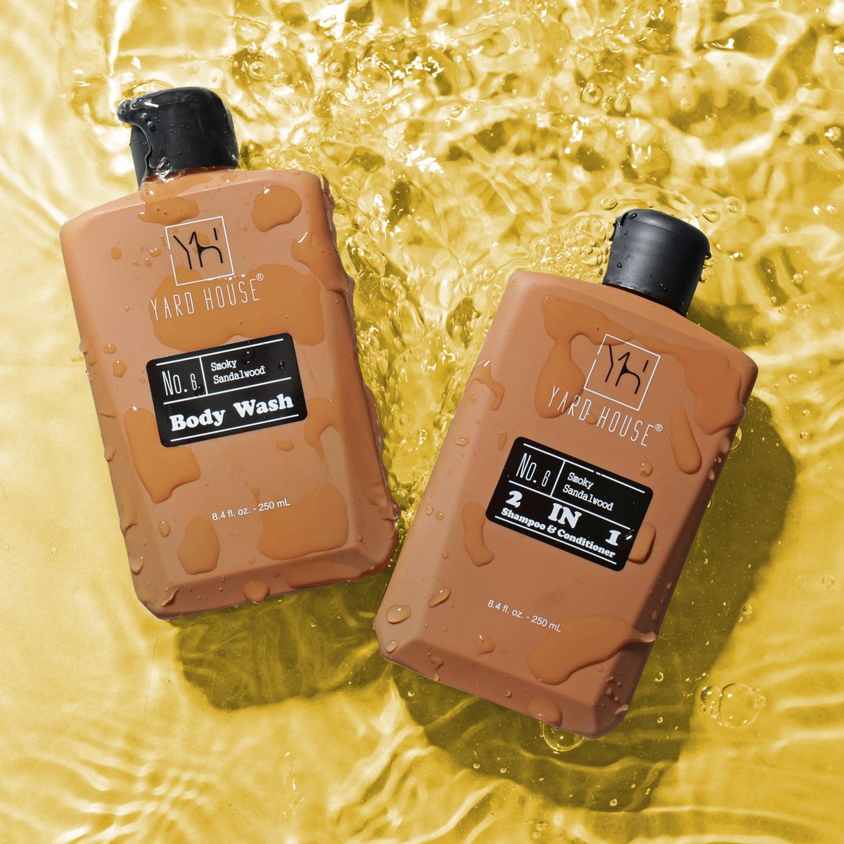 YARD HOUSE Luxury Men's Bath and Body Gift Set – Smoky Sandalwood All-Natural Skin Care Kit with Full-Size Body Wash, Facial Scrub, Body Lotion, Deodorant in Leather Toiletry Bag Avelisse