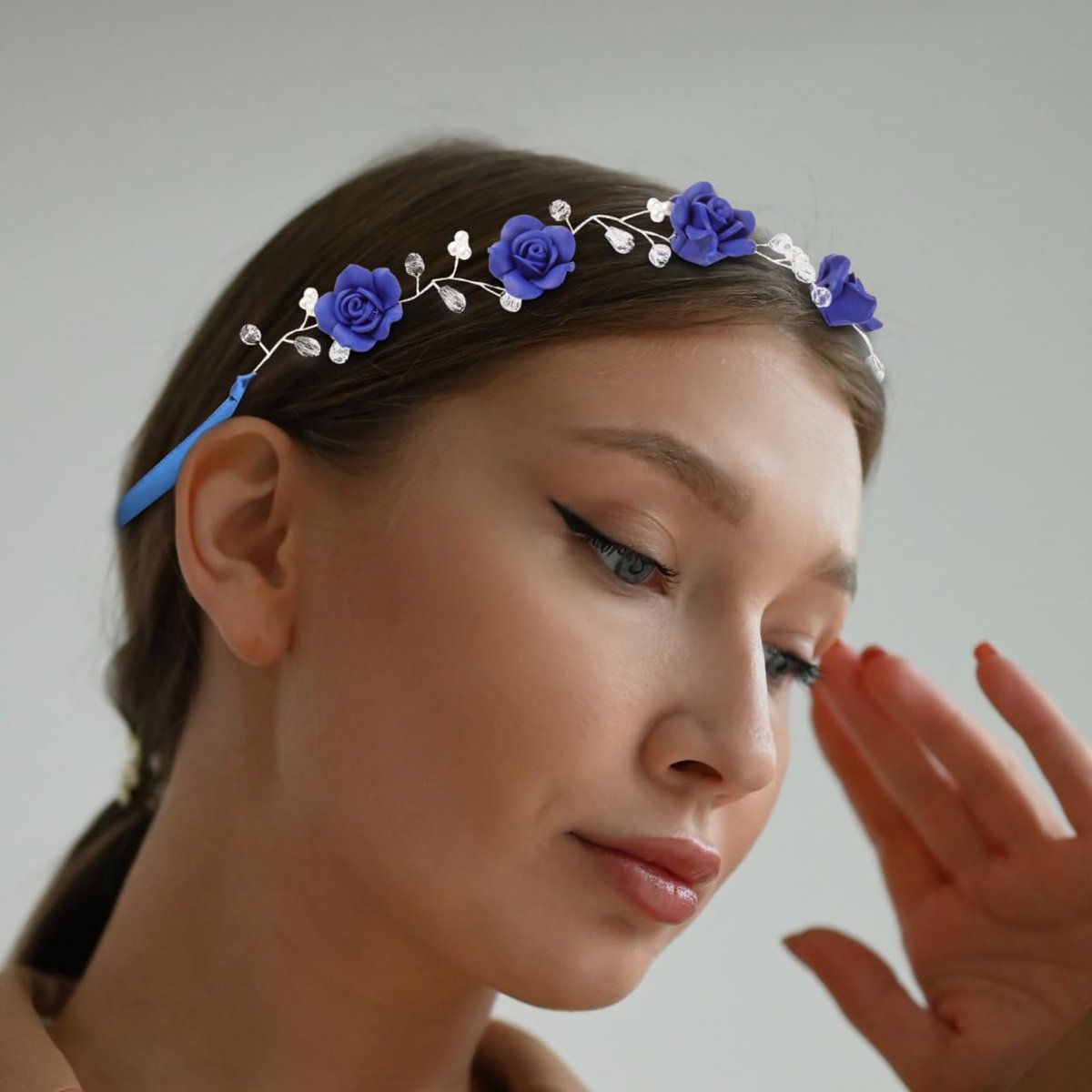 WOFASHPURET Blue Rose Pearl Hairband - Rhinestone Wedding Headband for Brides & Flower Girls - Elegant Navy Floral Hair Vine, 11.81 In - görsel 13