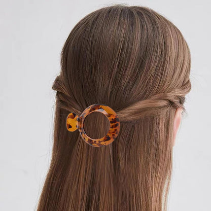4 PCS Small Flat Hair Clips for Thin Hair - Non-Slip Resin Jaw Clamps, Everyday Hair Accessories for Women & Girls