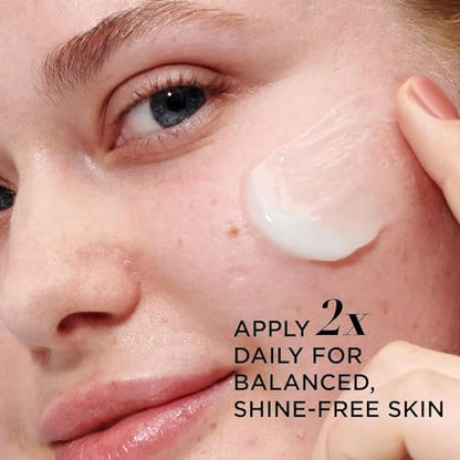 IT Cosmetics Confidence in a Gel Cream Oil Control - Hydrating Oil-Free Face Moisturizer - Reduces Shine & Look of Large Pores - with Niacinamide, Vitamin E & Peptides - Non-Comedogenic - 2.0 oz Avelisse