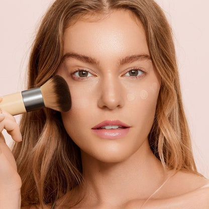 EcoTools Blend + Blur Makeup Brush and Sponge Duo - Eco-Friendly Foundation Brush & Latex-Free Blender for Liquid & Cream Makeup, Vegan & Cruelty Free, 2 Piece Set Avelisse