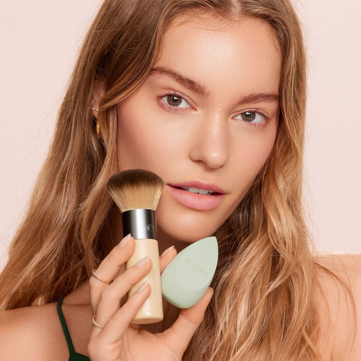 EcoTools Blend + Blur Makeup Brush and Sponge Duo - Eco-Friendly Foundation Brush & Latex-Free Blender for Liquid & Cream Makeup, Vegan & Cruelty Free, 2 Piece Set Avelisse