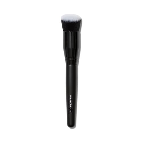e.l.f. Camo Liquid Blush Brush – Angled Synthetic Blush Brush for Cheeks, Vegan & Cruelty-Free