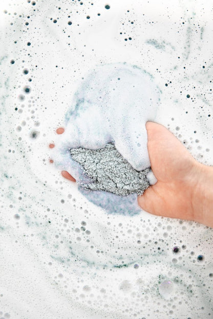 Bathorium Midnight Superbloom Crush Wildflower Bath Soak - Lavender, Rose, Butterfly Pea Flower, Jasmine & Dead Sea Salt, 21 oz Avelisse