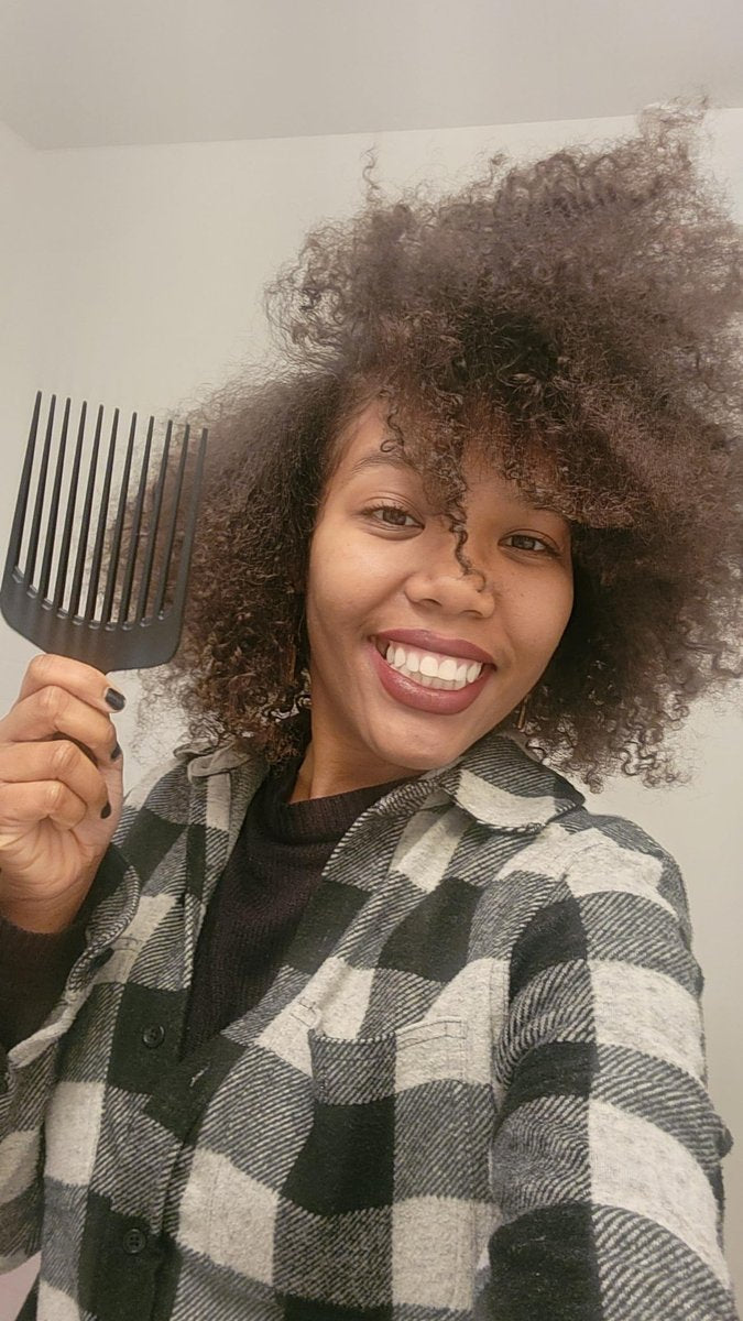 Chicago Comb Model 12 Carbon Fiber Anti-Static Wide-Tooth Pick - XL 7.5 Inches, Made in USA Avelisse