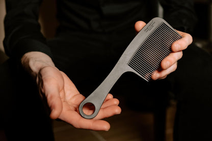 Chicago Comb Model 14 Carbon Fiber Comb - Anti-Static Detangling & Styling Comb for Men and Women, Made in USA, 8.4 Inches Avelisse