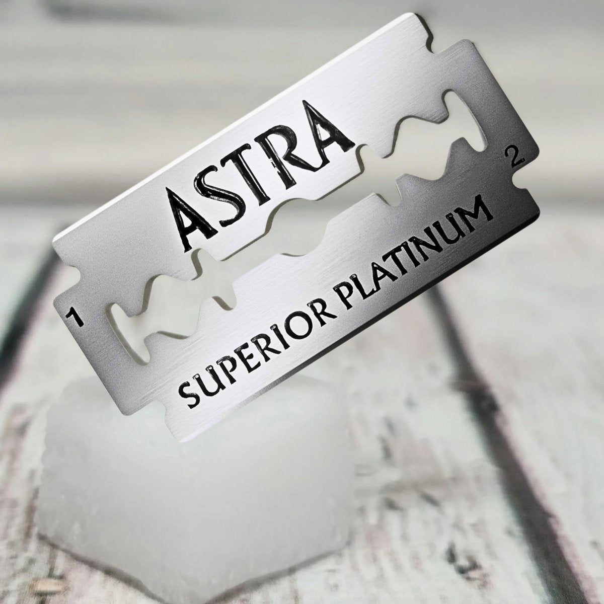 The Shave Factory Premium Shaving Set - Astra Platinum Double Edge Safety Razor Blades (300 Count) Avelisse