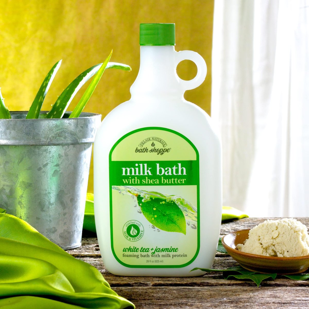Village Naturals Bath Shoppe White Tea and Jasmine Foaming Milk Bath - 28 Fl Oz (Pack of 2) Avelisse