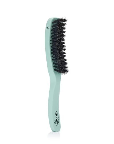 Smooth Stick Mane Master™ Curved Boar Bristle Smoothing Hair Brush – Green, Wooden Handle Avelisse