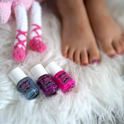 Piggy Paint 100% Non-Toxic Girls Nail Polish Gift Set - Sparkle, Sparkle! - Safe, Cruelty-Free, Vegan, Low Odor for Kids (4 Pack, 0.13 Fl Oz Each) Avelisse