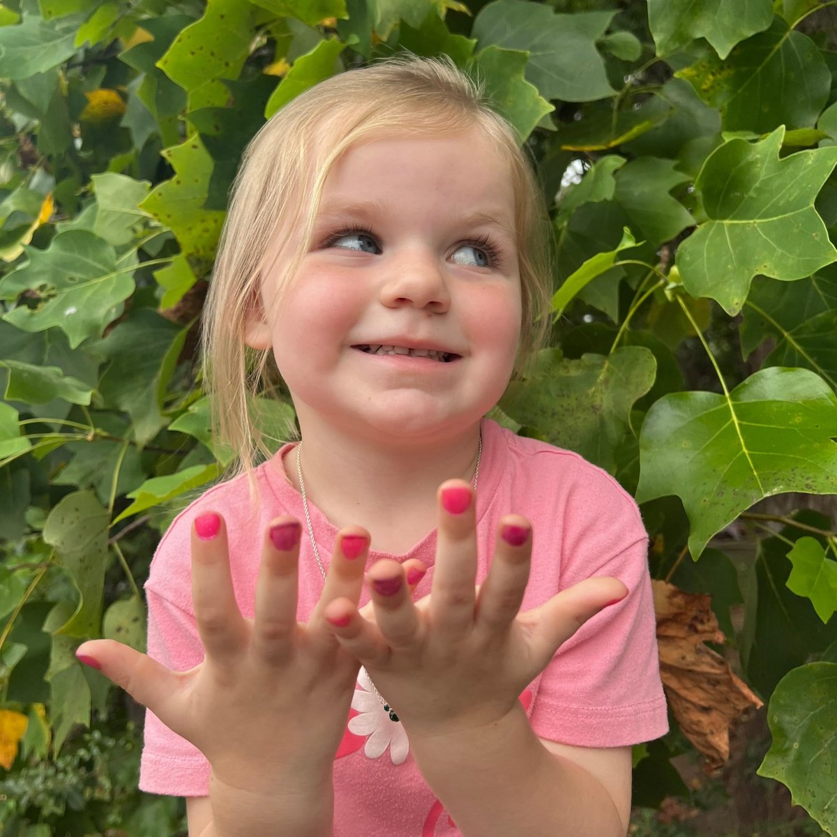 Piggy Paint Showstopper Starter Set: 100% Non-Toxic, Cruelty-Free Kids Nail Polish (4-Pack) Avelisse