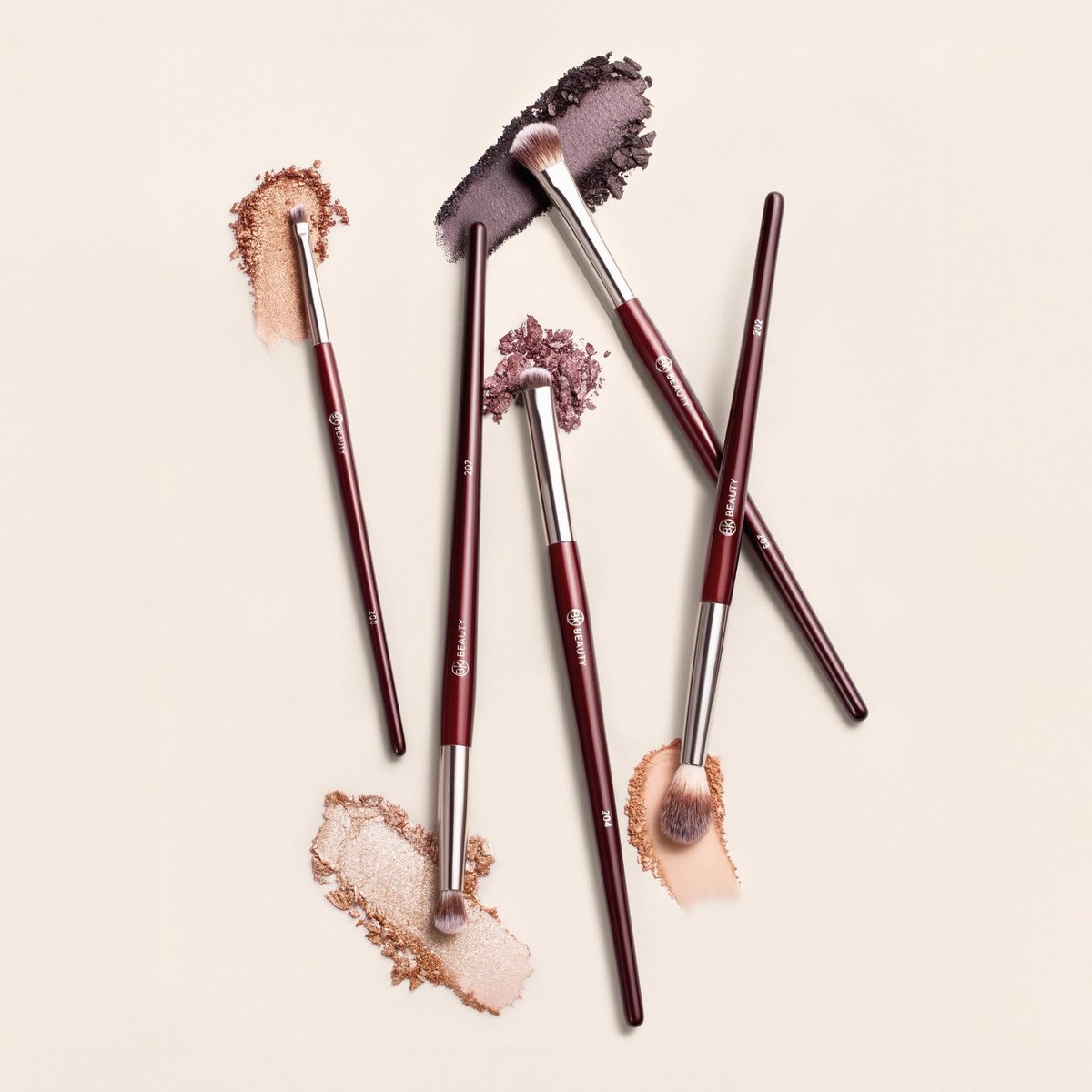 BK BEAUTY 5-Piece Brush Set for Hooded or Smaller Eyes – Premium Synthetic Eye Makeup Brushes for Blending, Smudging & Defining Avelisse