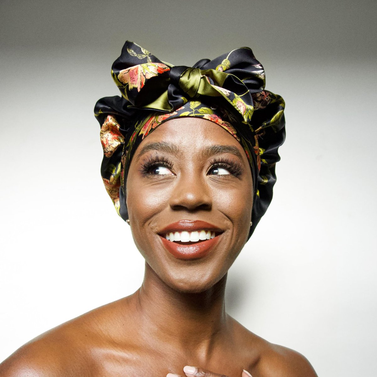 Wild Rose 100% Pure Mulberry Silk Hair Bonnet - Reversible Wonder Loop with Ties for Curly Hair - Handmade in USA Avelisse