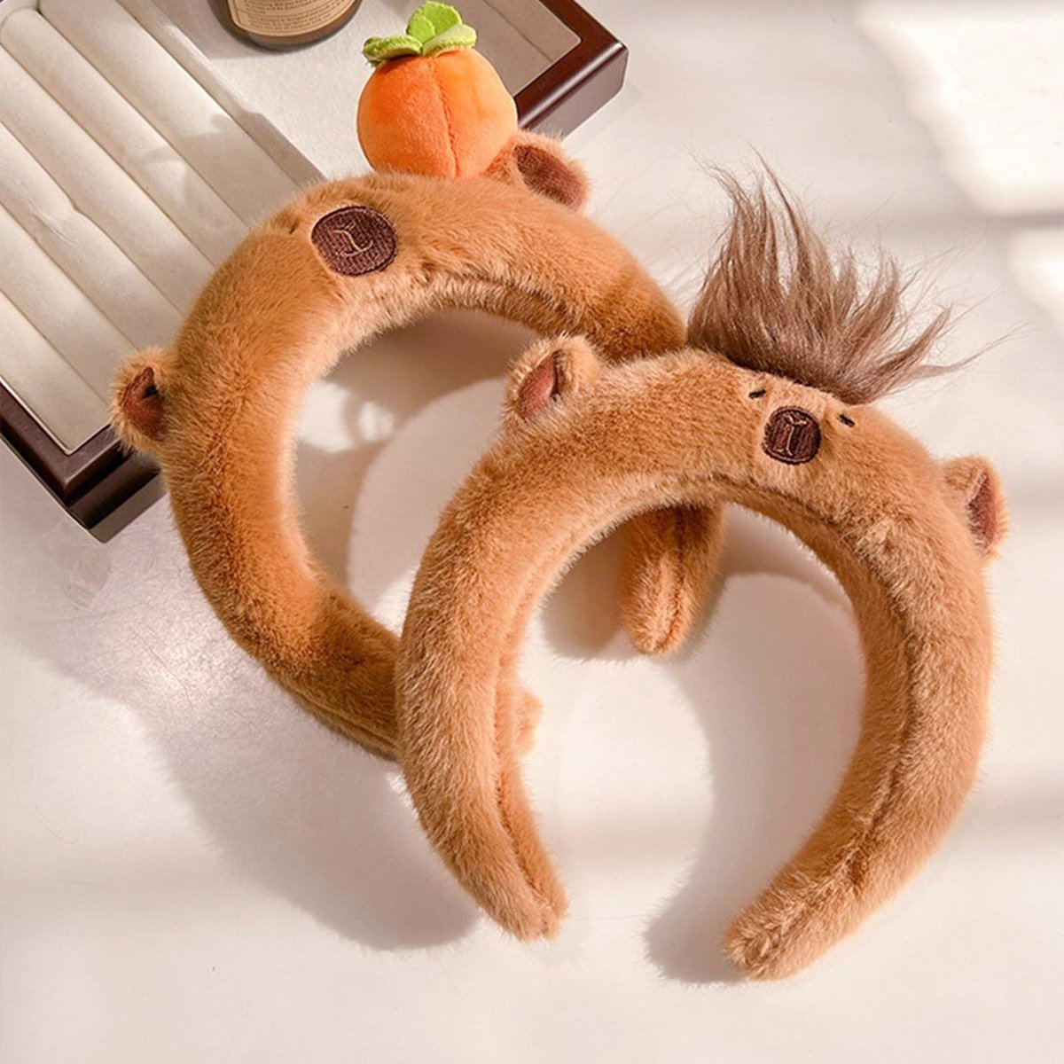 SANGXIU Teens Cartoon Capybara Shape Headband - Adult Plush Headpiece for Makeup, Washing Face, Sports - Anti Hair Slip (Fried Hair, 50-60cm) - görsel 3