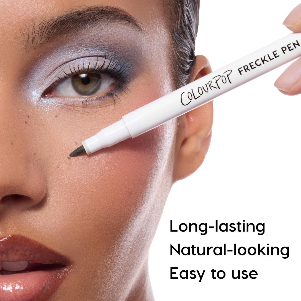 ColourPop Freckle Pen - Long-Lasting Faux Freckle Makeup, Buildable Customizable Color, Natural Looking Fake Freckles with Soft Felt Tip Applicator - Soft Brown (0.03 oz) - görsel 5