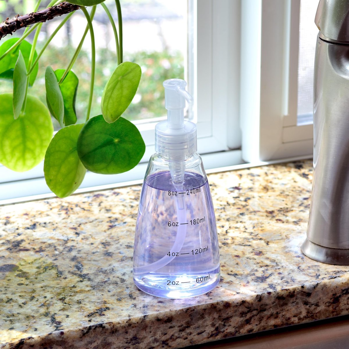Youngever 6 Pack Clear Plastic Pump Bottles 8 oz - Refillable with Measurement Marks & Travel Lock, Cone Shape - görsel 7