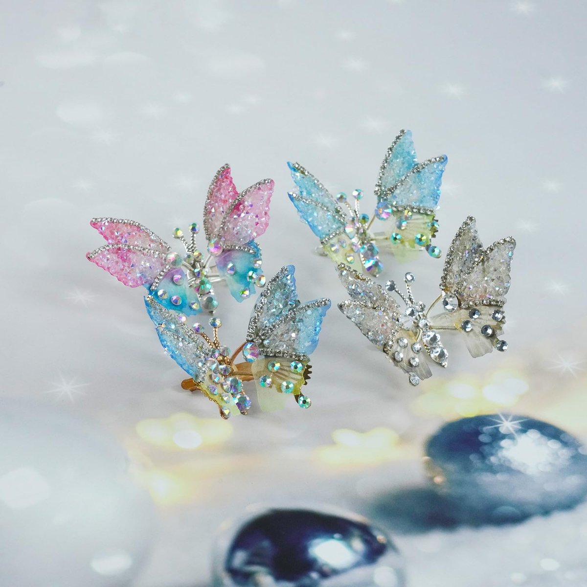 4Pcs Flying Butterfly Hairclips for Girls - Cute Moving Wings 3D Butterfly Hairpins with Glitter Rhinestones Barrettes Hair Accessories Avelisse