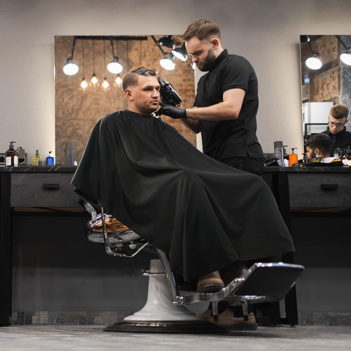 llezza Professional Salon Hair Cutting Cape - Waterproof Barber Cape for Men & Women, Adjustable Snap Button, 52" x 47" (Black) - görsel 11